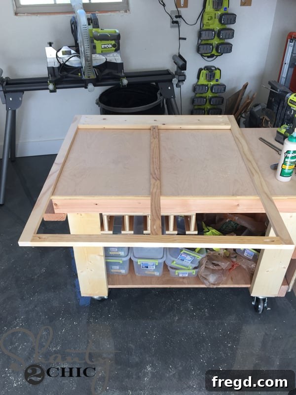 Face frame with middle vertical piece being attached