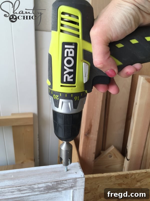 attach-eye-hook