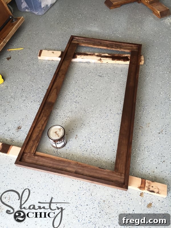 stain-chalkboard-frame