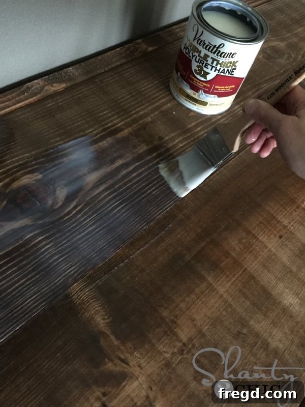 Varathane Triple Thick Polyurethane can