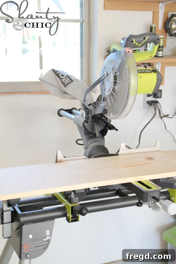 Precision cuts for locker frame with miter saw