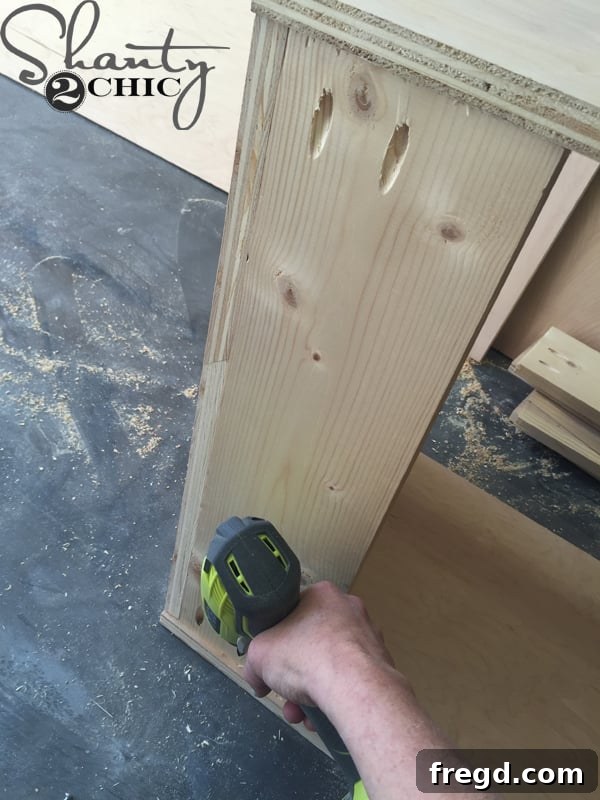 Attaching back braces to locker frame