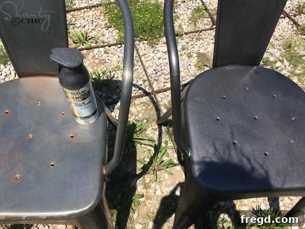 Spray Painting Rusty Outdoor Chairs with Rust-Oleum