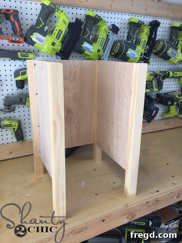 Connecting side pieces with back piece for vanity cubby