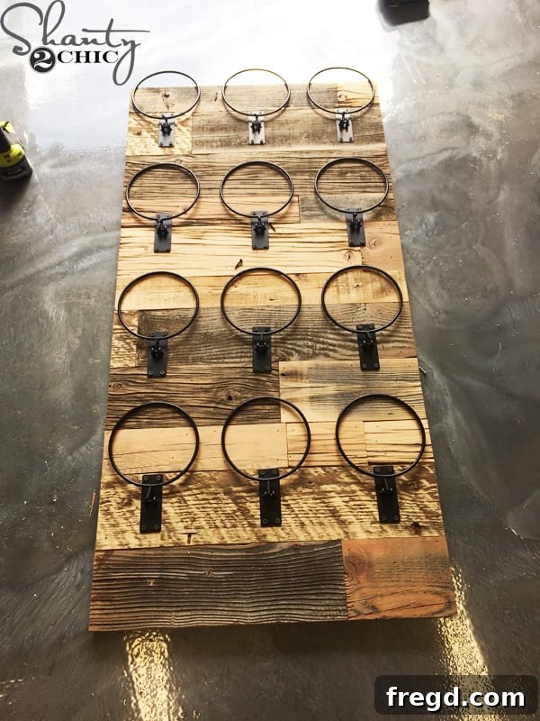DIY Vertical Garden Planter 11 planter-rings-attached