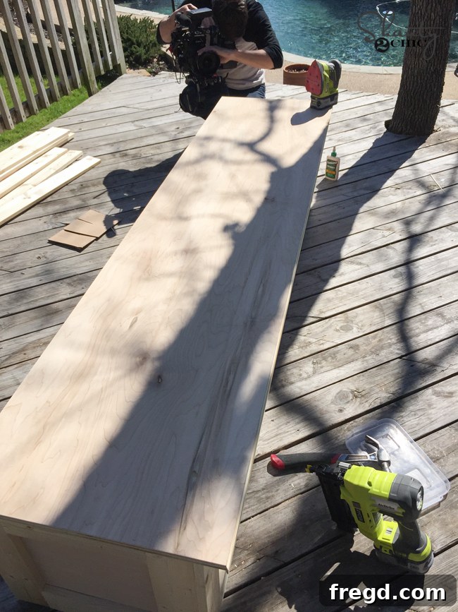 Build Your Own High-Back Bench 13 Adding Screen Molding to Bench Top