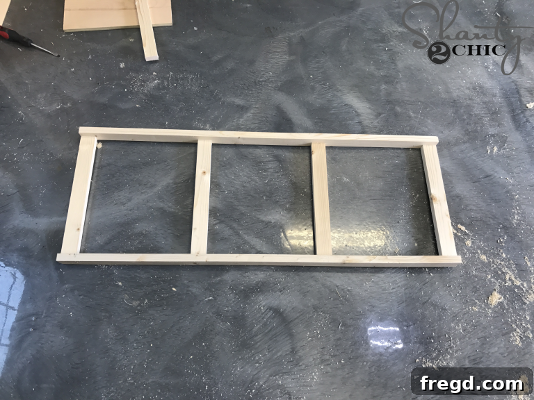 Ensuring flush alignment of frame components