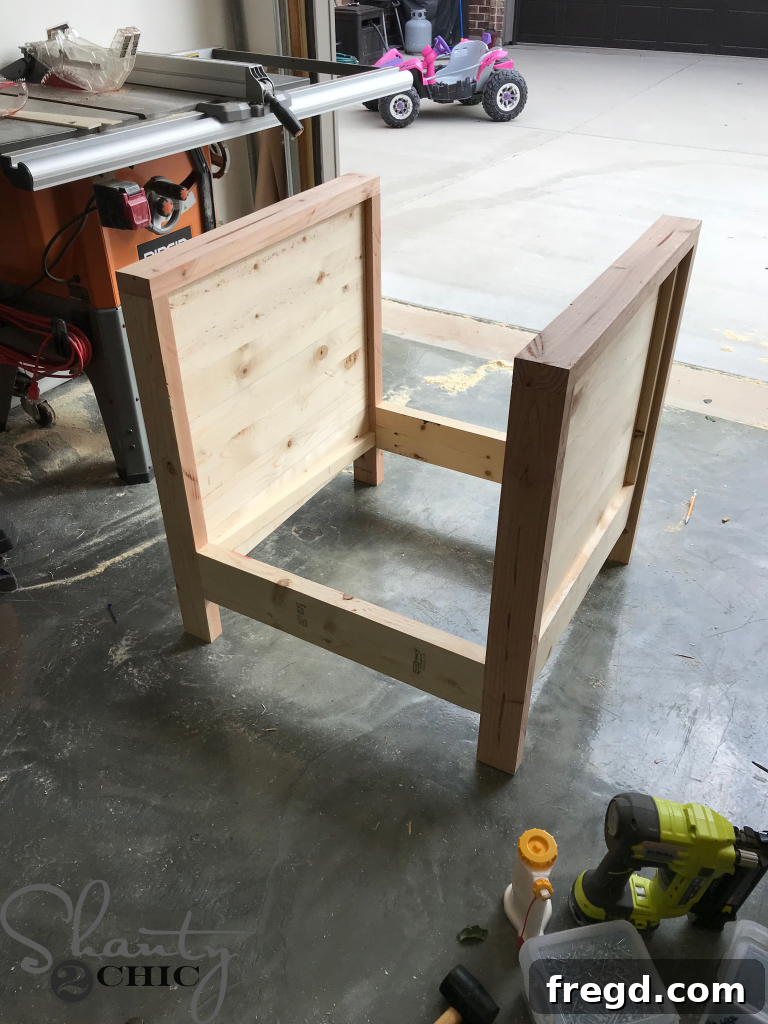 Build Your Own Rustic Farmhouse Chair 12 DIY Farmhouse Club Chair - Attaching Side Slats