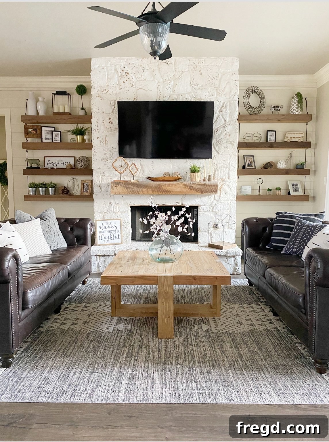 Craft Your Own Square Coffee Table 19 Buffing the Minwax Soft Touch Finishing Wax with a clean cloth