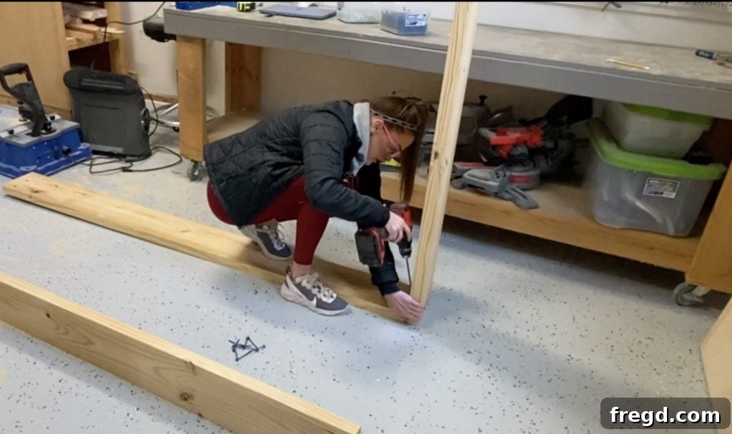 Assembling bed side rails and footboard