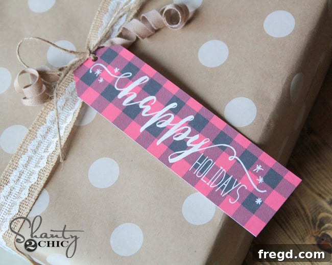 Close-up of another unique printable holiday gift tag