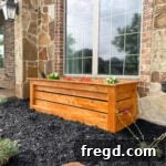 Compact image of the finished cedar planter box
