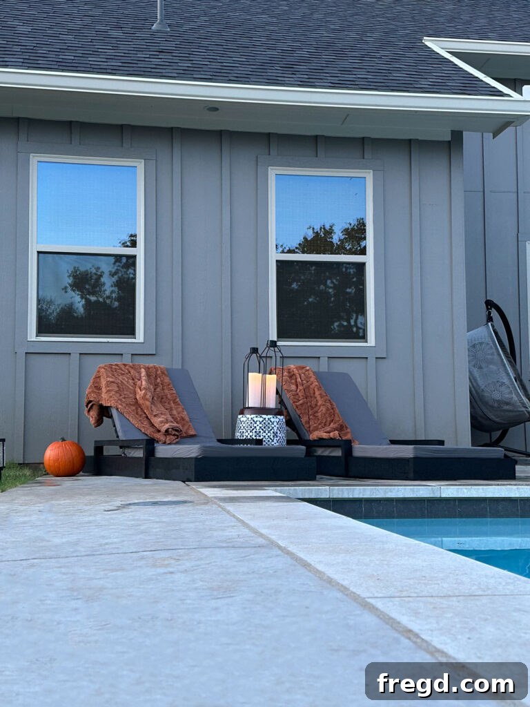 Close-up of the finished outdoor lounge chair with cushions