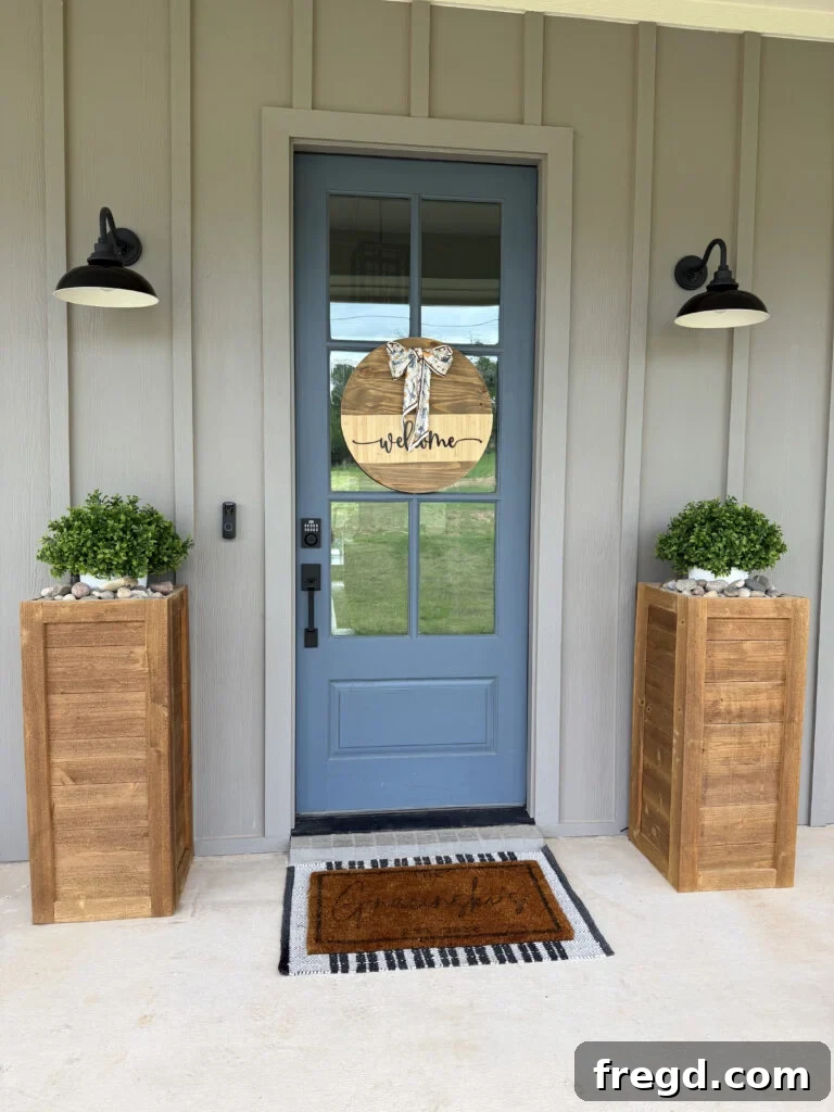 A different angle of the customizable door hanger.